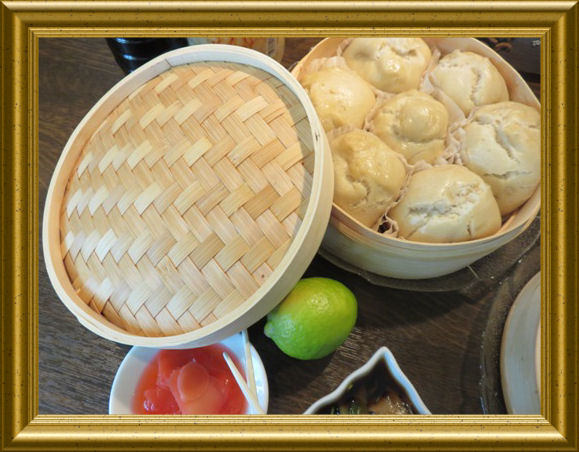 Kokosnussbrötchen-im-Bambuskorb