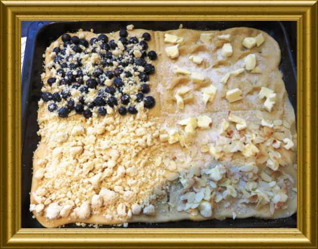 Hefeteig vom Blech aus der Taraland Lehrküche