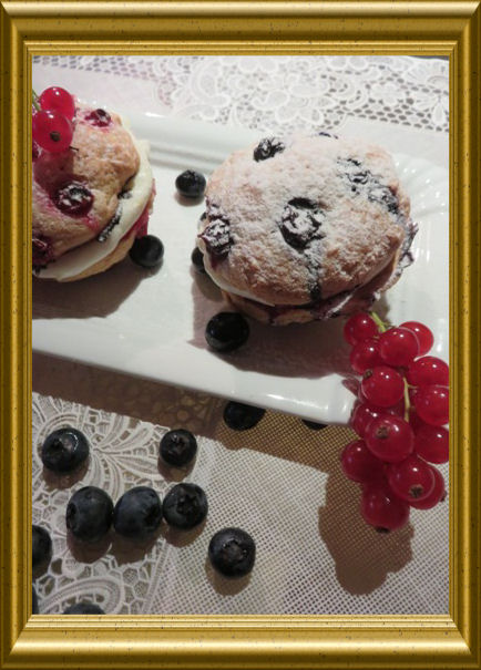 Whoopies mit Beeren und Quark-sahne-Creme (4)