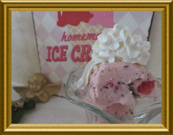 Taraland Eiscreme mit YOGURETTE aus der Taraland Lehrküche