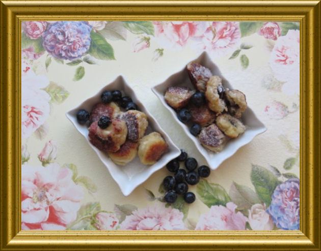 Süsse gnocchis mit Heidelbeeren gefüllt