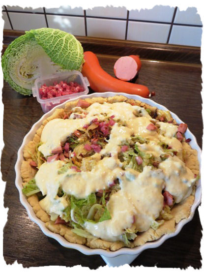 Wirsingtorte vor dem Backen