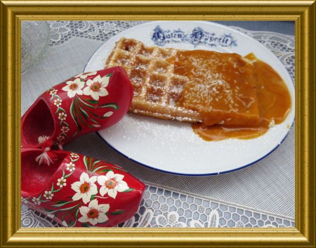 Kokoswaffeln mit Mangopüree aus der Taraland Lehrküche