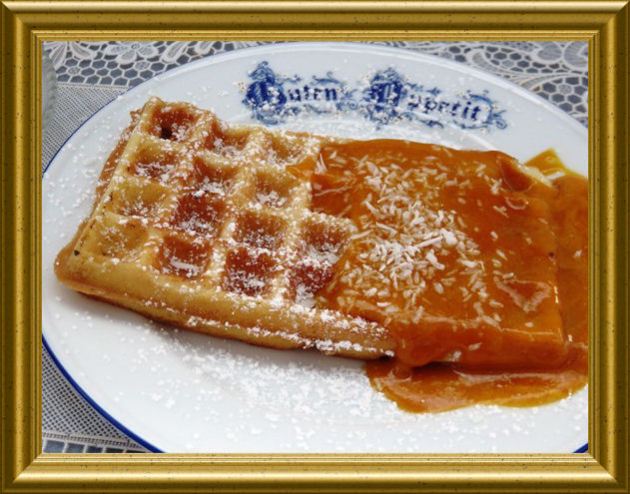 Kokoswaffeln mit Mangopüree aus der Taraland Lehrküche