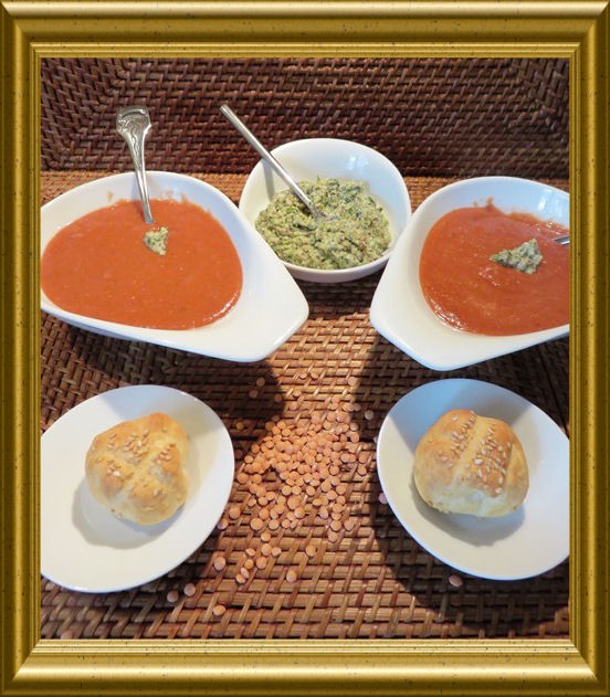 Rote Linsensuppe mit Topping aus der Taraland Lehrküche