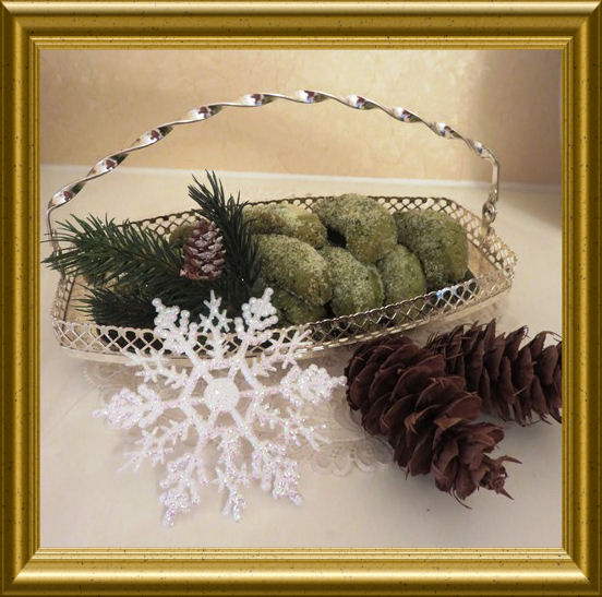 Vanillekipferln mit Matcha aus der Taraland Lehrküche