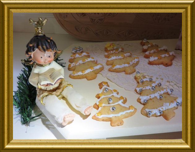 Weihnachtsbaum Plätzchen aus der Taraland Küche