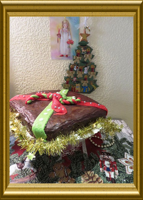 Weihnachtskuchen als Geschenk verpackt aus der Taraland Lehrküche