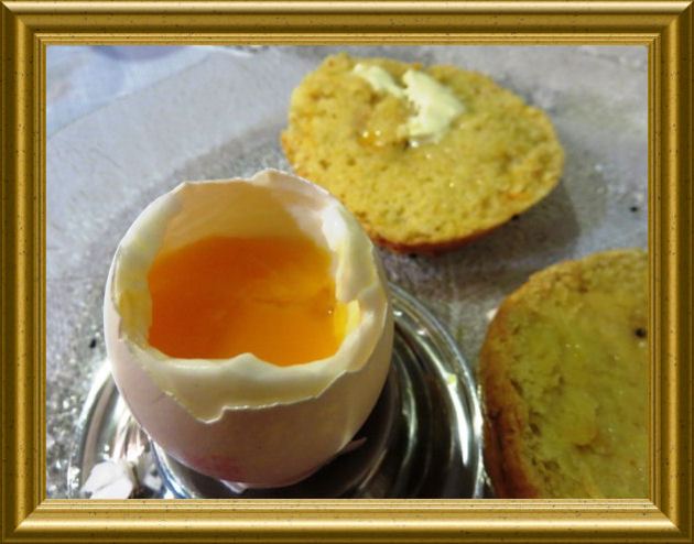 Eier kochen in der Lehrküche Taraland