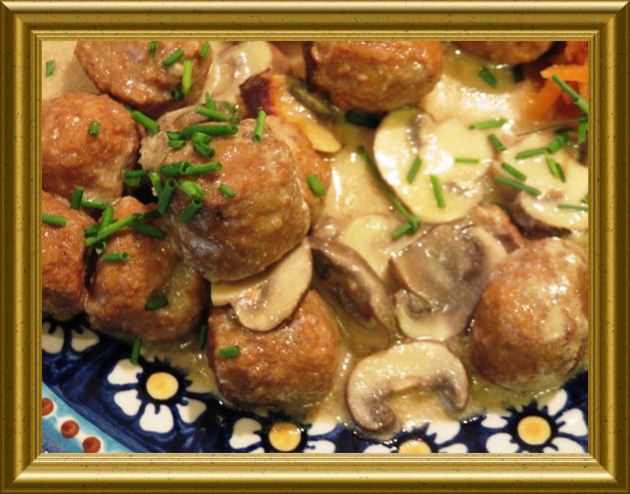 Köttbullar mit Champignonrahmsauce aus der Taraland Lehrküche