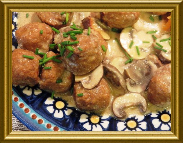 Köttbullar mit Champignonrahmsauce aus der Taraland Lehrküche