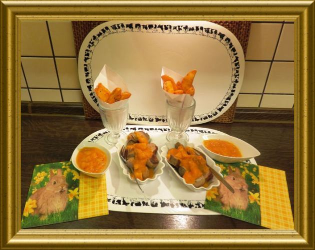 Currywurst mit Kürbisketchup und Belgischen Fritten aus der Taraland Lehrküche