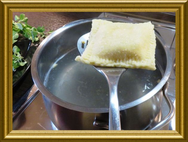 Ravioli mit Kärtner Füllung aus der Taraland Lehrküche