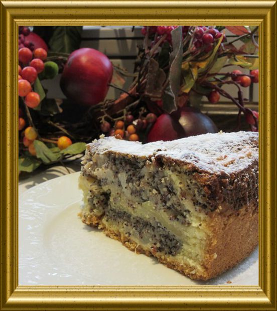 Birnenkuchen mit Nuss-Maohn-Decke aus der Taraland Lehrküche