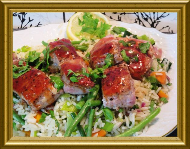 Glasierte Schweinefilets m. BBQ Sauce u. Gemüse-Reis aus der Taraland Lehrküche