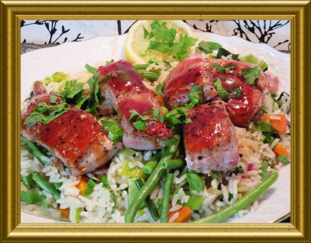 Glasierte Schweinefilets m. BBQ Sauce u. Gemüse-Reis aus der Taraland Lehrküche