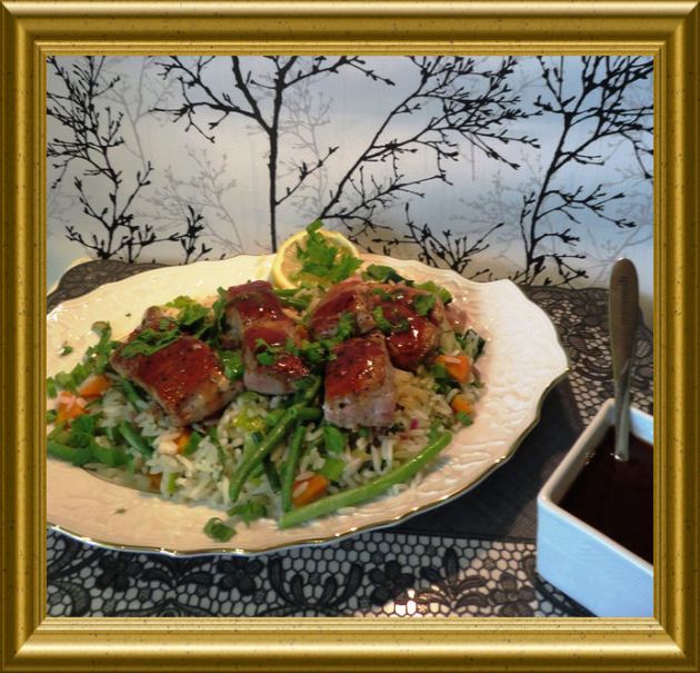 Glasierte Schweinefilets m. BBQ Sauce u. Gemüse-Reis aus der Taraland Lehrküche