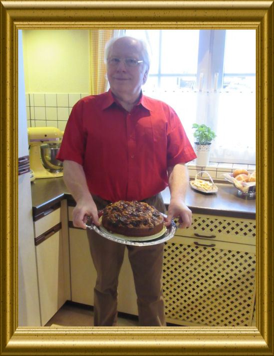 Zwetschgenkuchen mit Marzipan und Mohn aus der Taraland Lehrküche