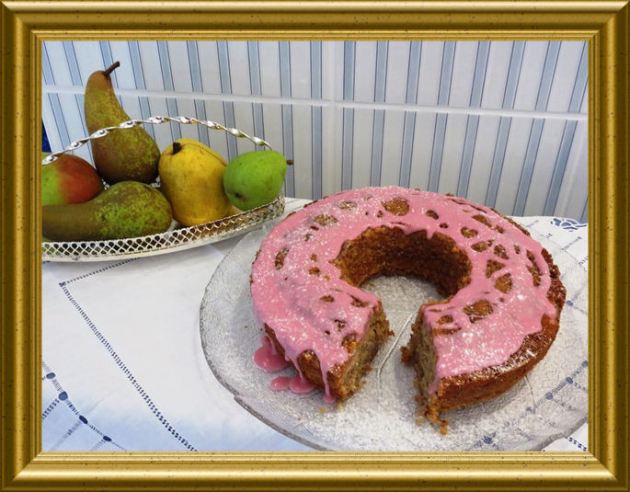 Rotweinkuchen mit Birnen aus der Taraland Lehrküche