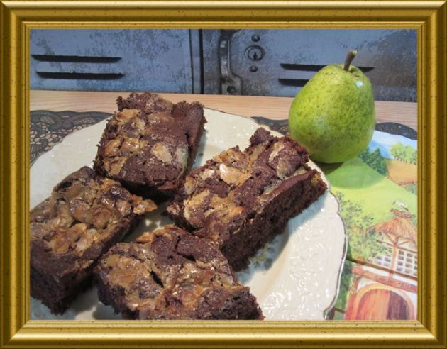 Schokokuchen mit versunkenen Birnen aus der Taraland Lehrküche