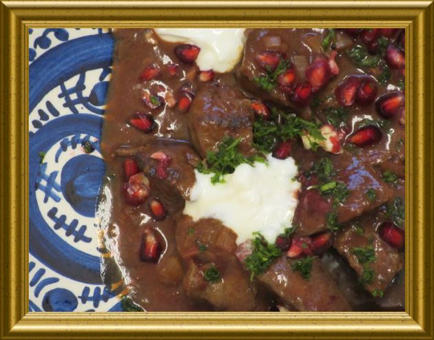 Georgischer CousCous mit Paprika und Rinderleber in Rotweinsauce mit Garanatapfel aus der Taraland Lehrküche