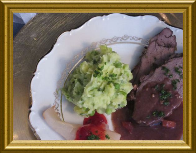 Hirschkeule mit Lebkuchensauce aus der Taraland Lehrküche