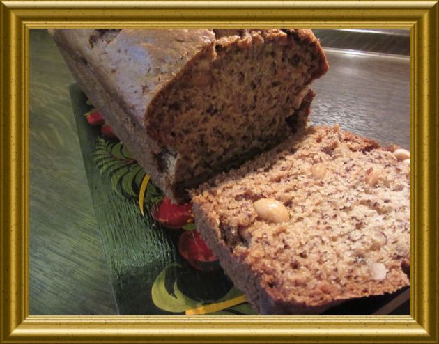 Bananenbrot mit Erdnüssen aus der Taraland Lehrküche