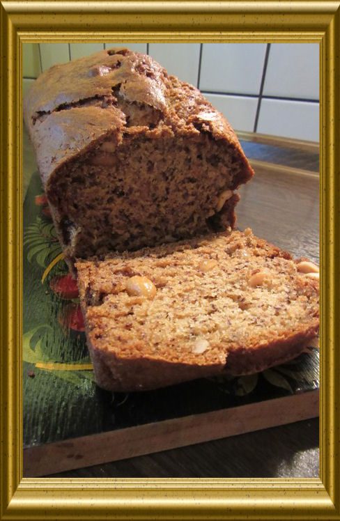 Bananenbrot mit Erdnüssen aus der Taraland Lehrküche