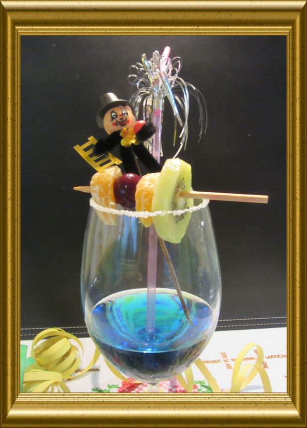 Blue Sky Cocktail aus der Taraland Lehrküche