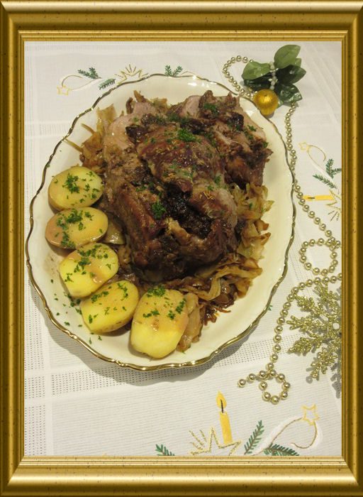 Rollbraten mit Pflaumen aus der Taraland Lehrküche