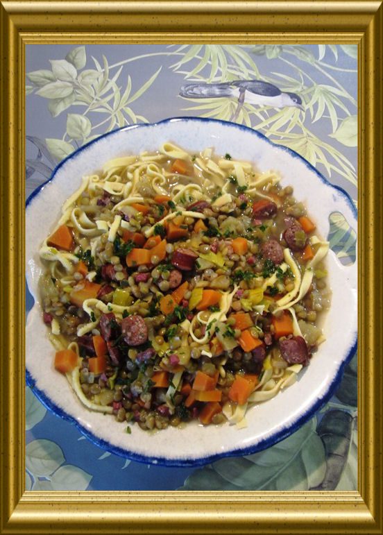 Linsen mit Spätzle Eintopf aus der Taraland Lehrküche