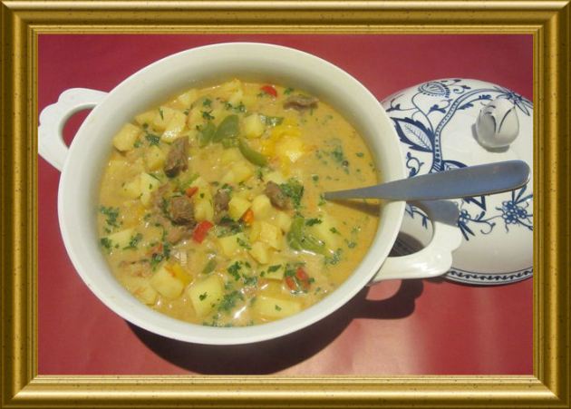 Rumänisher Kartoffeltopf aus der Taraland Lehrküche